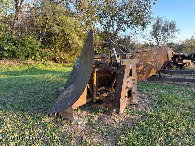 image for item EX1120 V Plow
