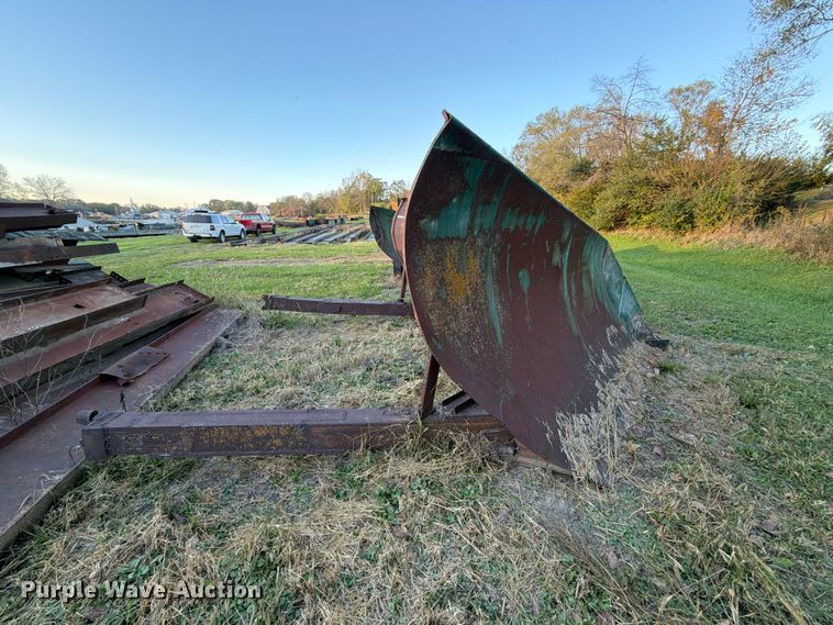 image for item EX1121 V plow