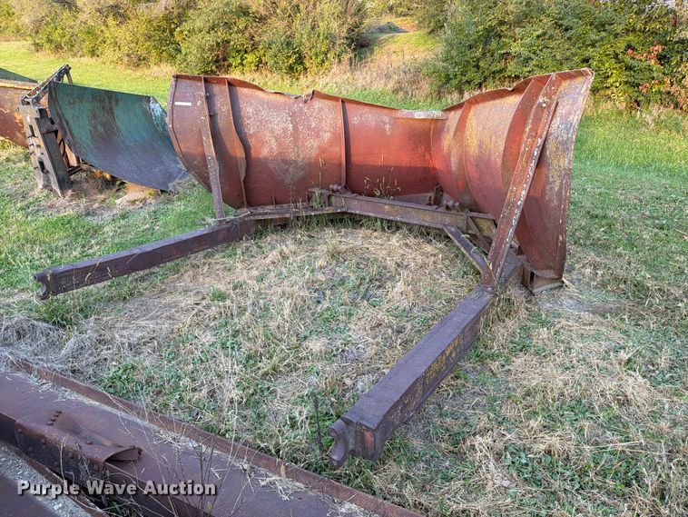 image for item EX1121 V plow