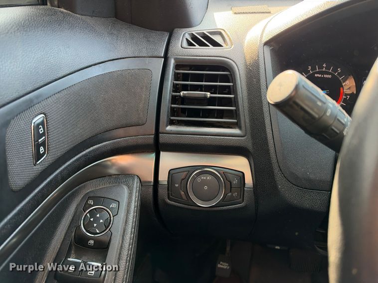 image for item EX1525 2016 Ford Explorer Police 