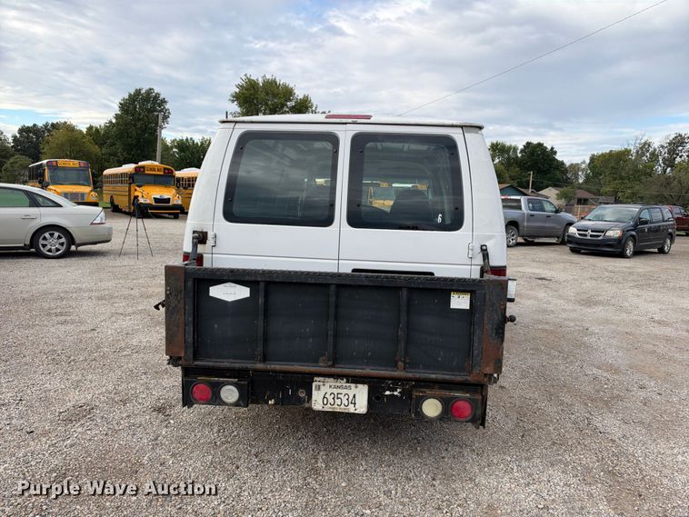 image for item EX1528 2006 Ford E150 van