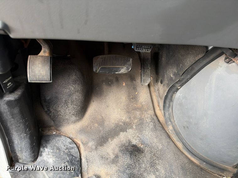 image for item EX1528 2006 Ford E150 van