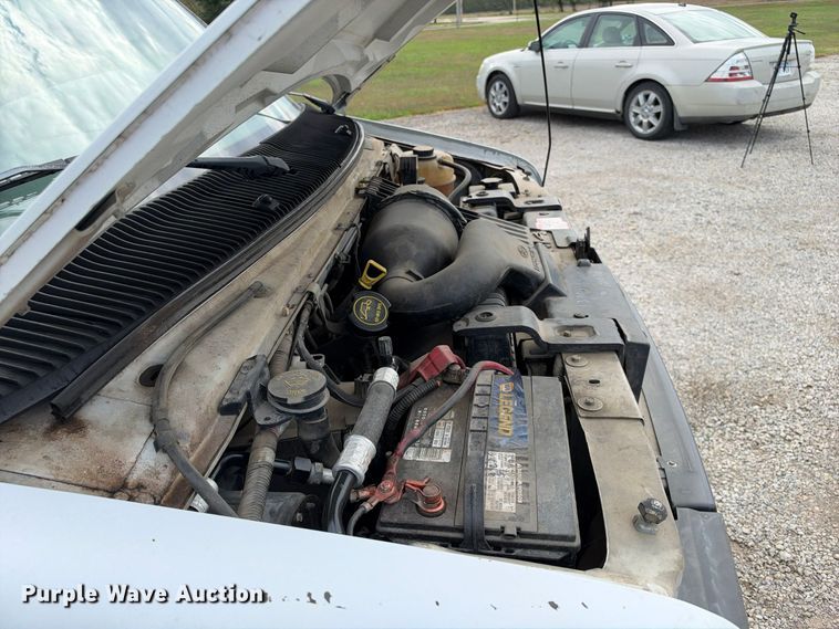 image for item EX1528 2006 Ford E150 van