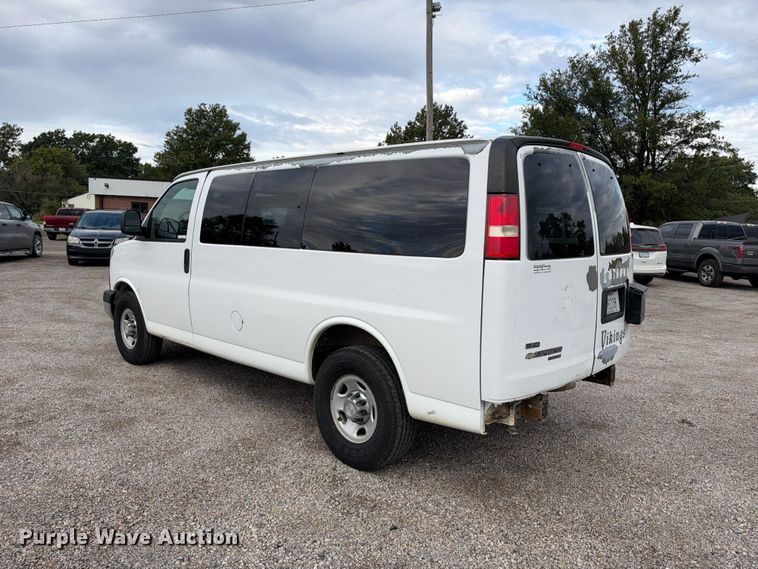 image for item EX1529 2011 Chevrolet Express 2500 van