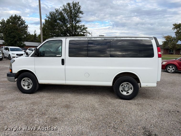 image for item EX1529 2011 Chevrolet Express 2500 van