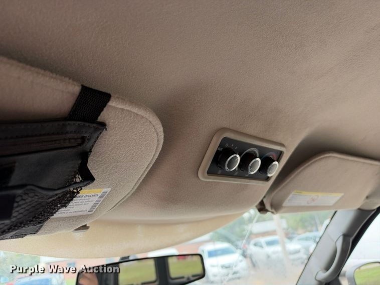 image for item EX1529 2011 Chevrolet Express 2500 van