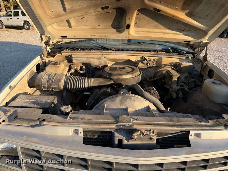 image for item EX2442 1989 Chevrolet C3500 pickup truck