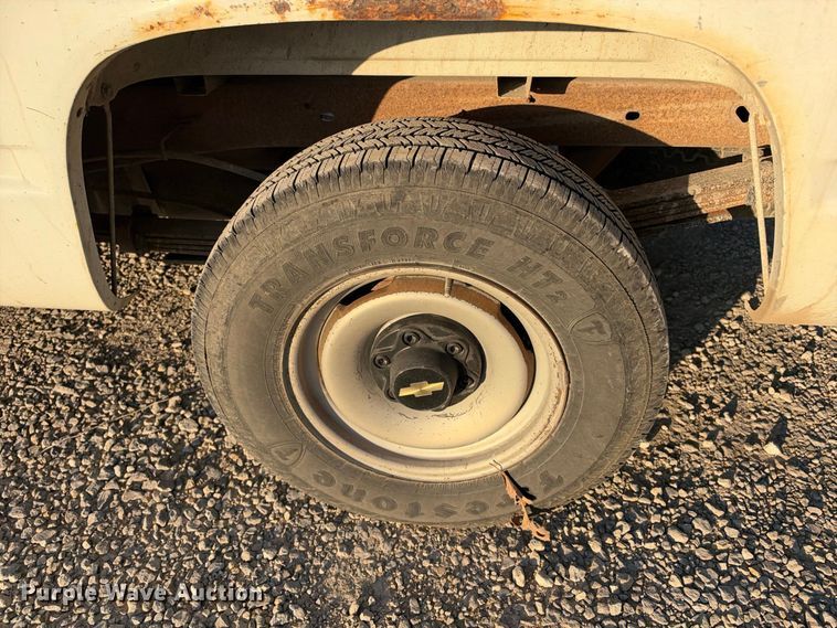 image for item EX2442 1989 Chevrolet C3500 pickup truck