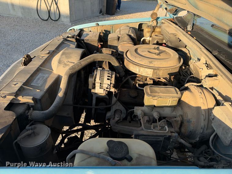 image for item EX2443 1994 Chevrolet C2500 pickup truck