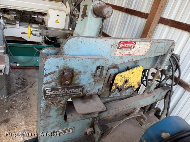 image for item EX2447 Machine shop equipment