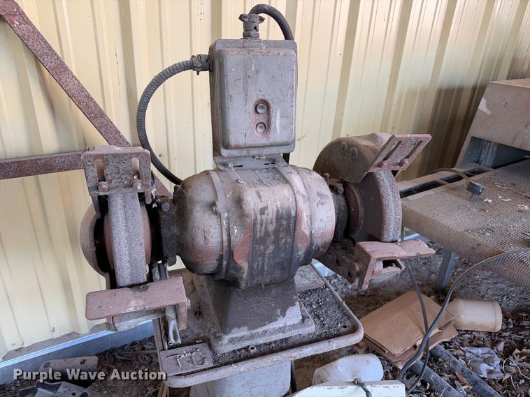 image for item EX2447 Machine shop equipment