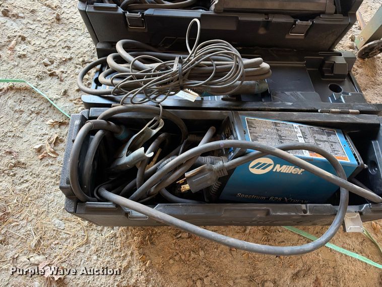 image for item EX2449 (2) Miller 90759001 plasma cutters
