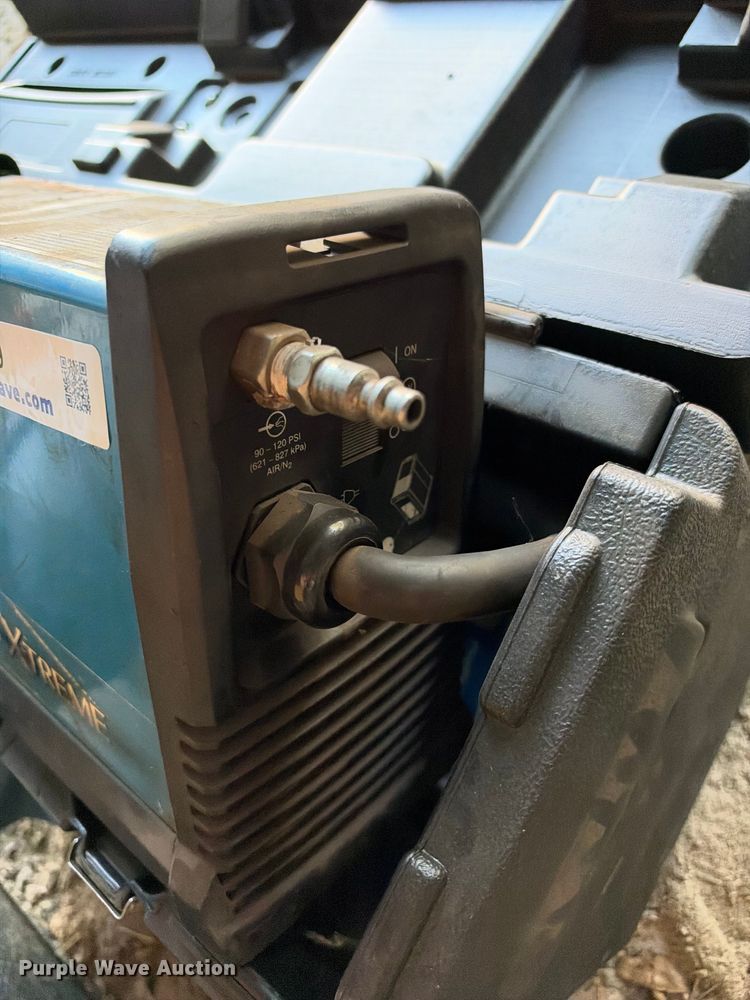 image for item EX2449 (2) Miller 90759001 plasma cutters