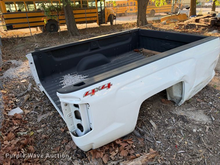 image for item EX2450 Chevrolet Silverado pickup truck bed