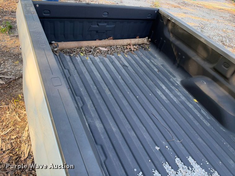 image for item EX2450 Chevrolet Silverado pickup truck bed