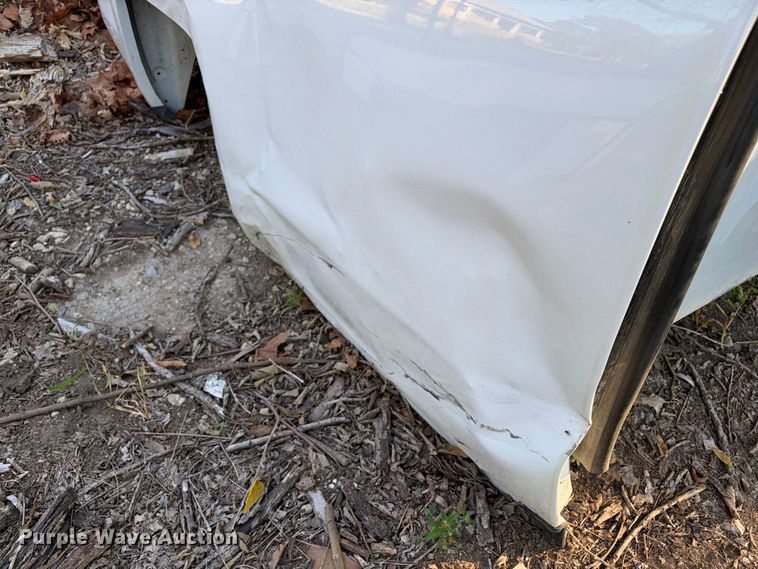 image for item EX2450 Chevrolet Silverado pickup truck bed