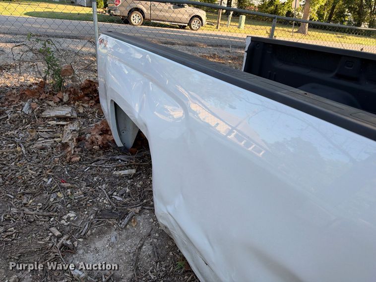 image for item EX2450 Chevrolet Silverado pickup truck bed