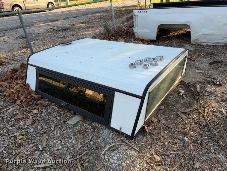 image for item EX2451 Pickup truck topper