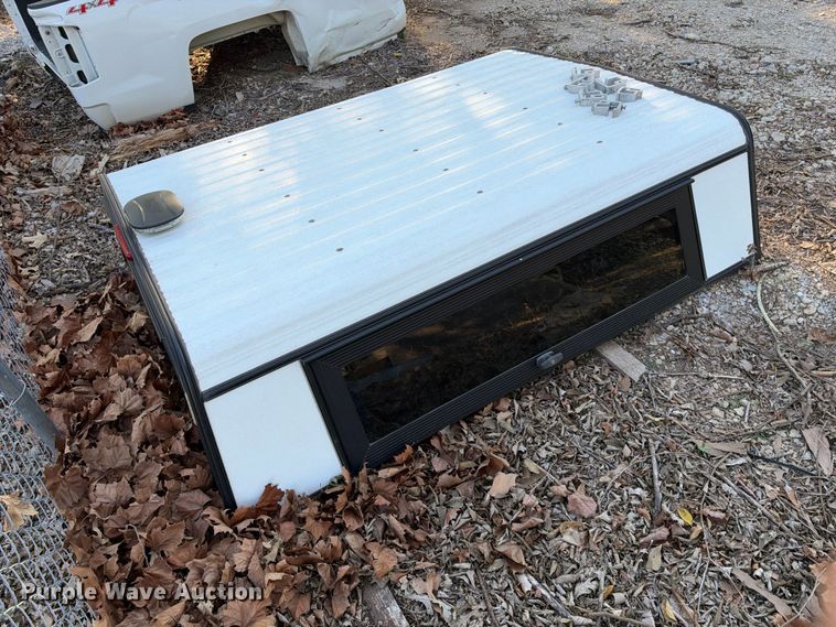 image for item EX2451 Pickup truck topper