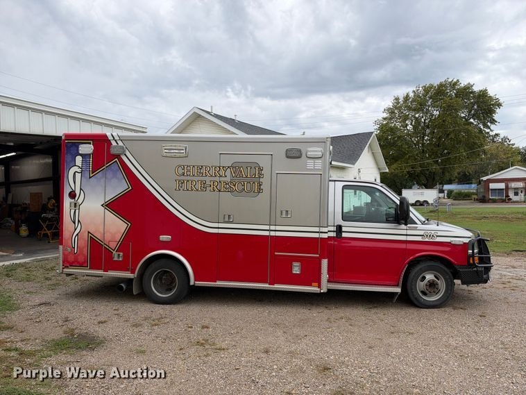 image for item EX2460 2012 Chevrolet Express G4500 ambulance