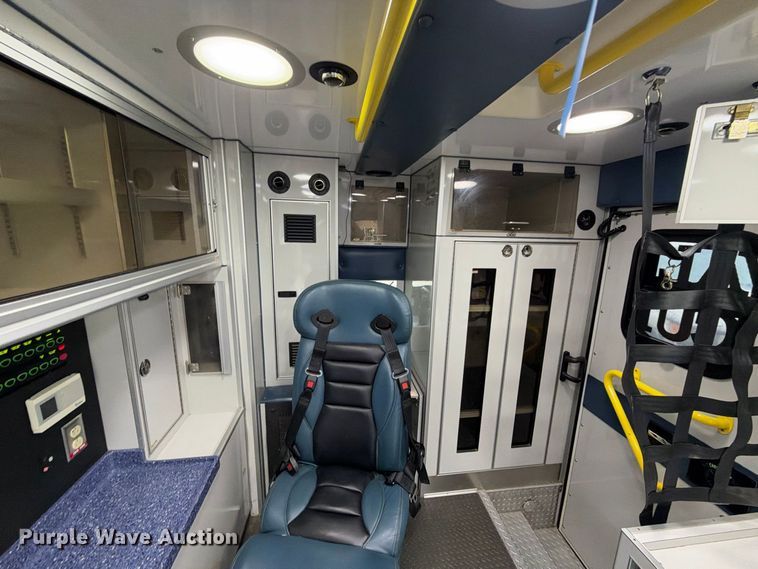 image for item EX2460 2012 Chevrolet Express G4500 ambulance