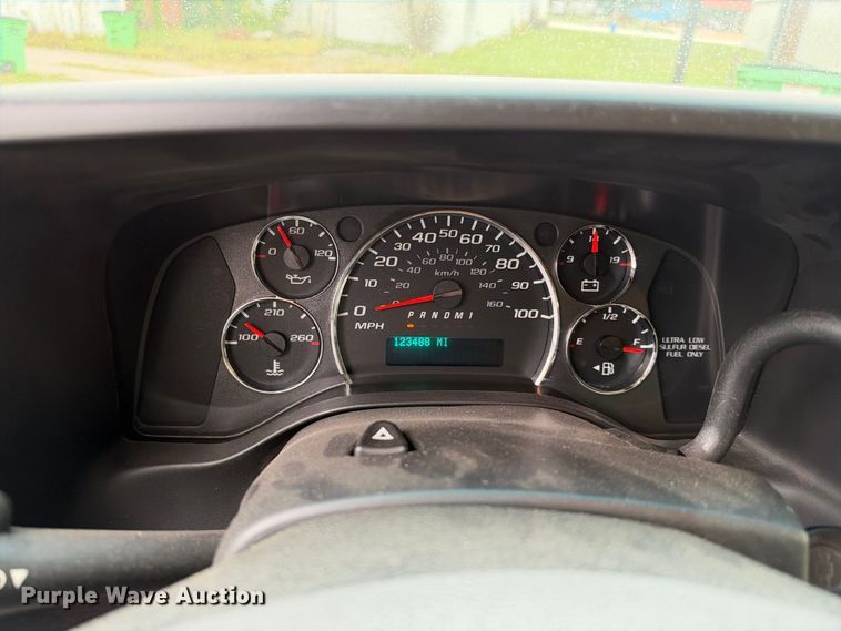 image for item EX2460 2012 Chevrolet Express G4500 ambulance