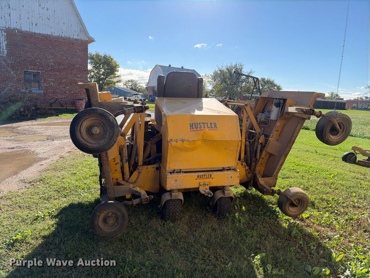 image for item EX2467 2000 Hustler 4600 lawn mower