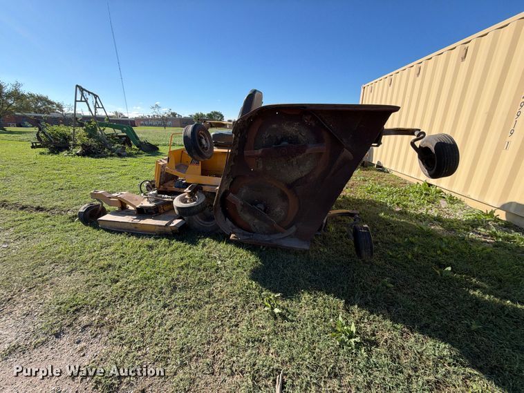 image for item EX2467 2000 Hustler 4600 lawn mower