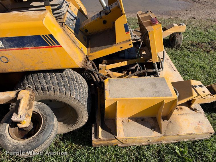 image for item EX2467 2000 Hustler 4600 lawn mower