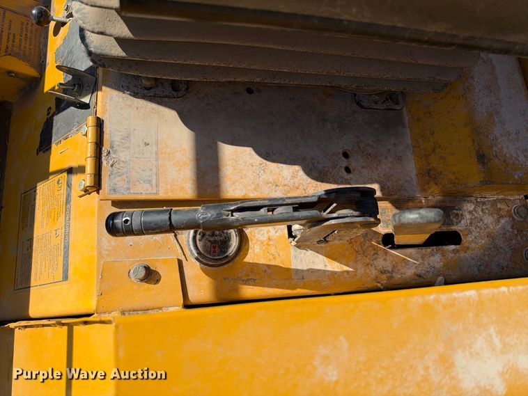 image for item EX2468 Hustler 4600 lawn mower