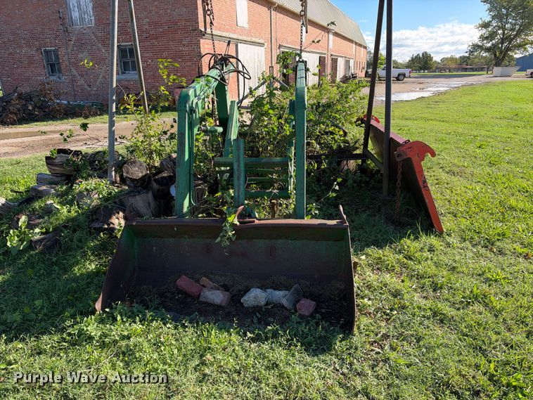 image for item EX2469 John Deere loader