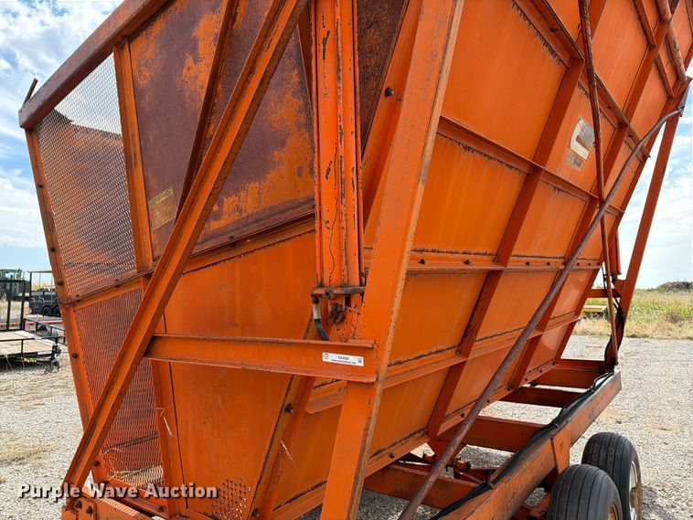 image for item EX4996 Caldwell & Sons X boll buggy