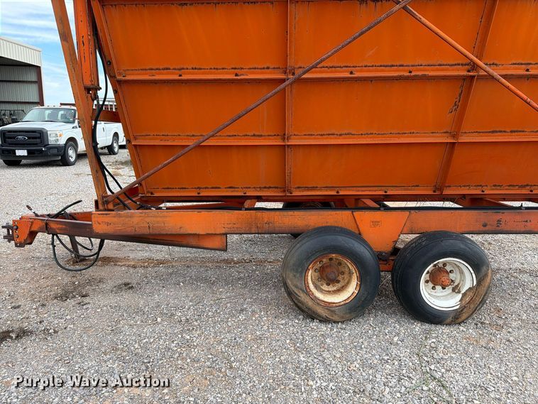 image for item EX4996 Caldwell & Sons X boll buggy