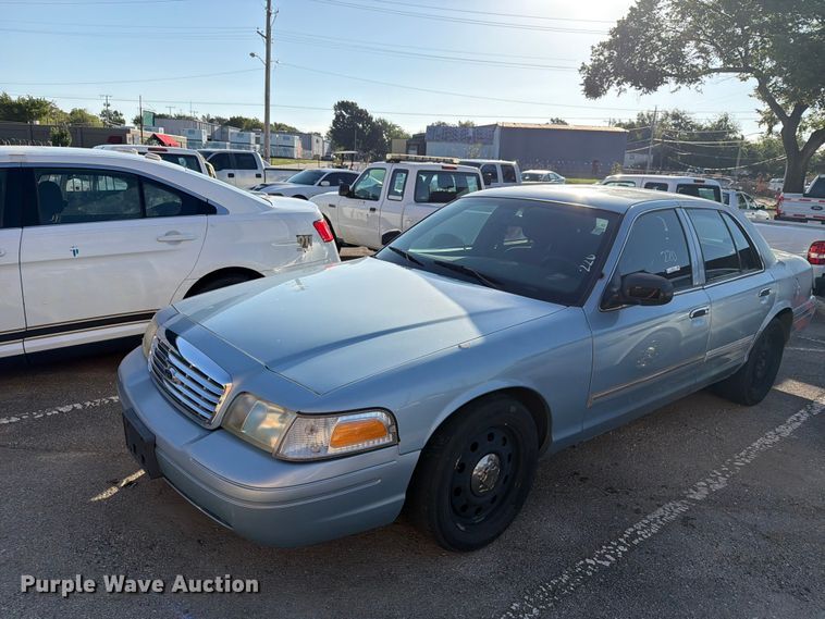 image for item FB8899 2011 Ford Crown Victoria Police Interceptor 