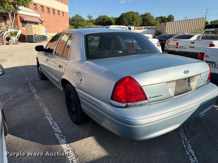 image for item FB8899 2011 Ford Crown Victoria Police Interceptor 