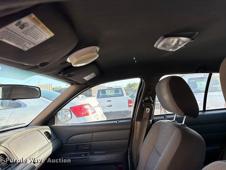 image for item FB8899 2011 Ford Crown Victoria Police Interceptor 