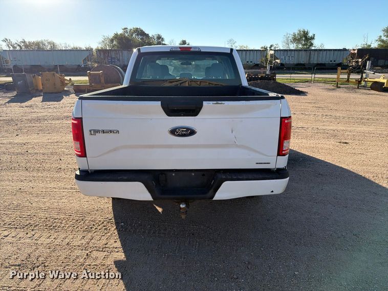 image for item FB8990 2016 Ford F150 Crew Cab pickup truck