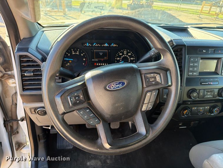 image for item FB8990 2016 Ford F150 Crew Cab pickup truck