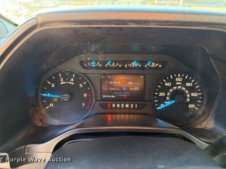 image for item FB8990 2016 Ford F150 Crew Cab pickup truck