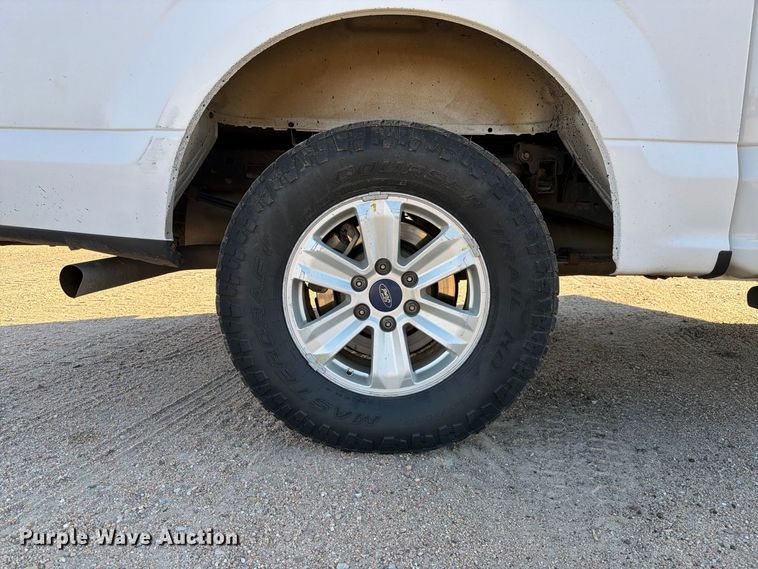 image for item FB8990 2016 Ford F150 Crew Cab pickup truck