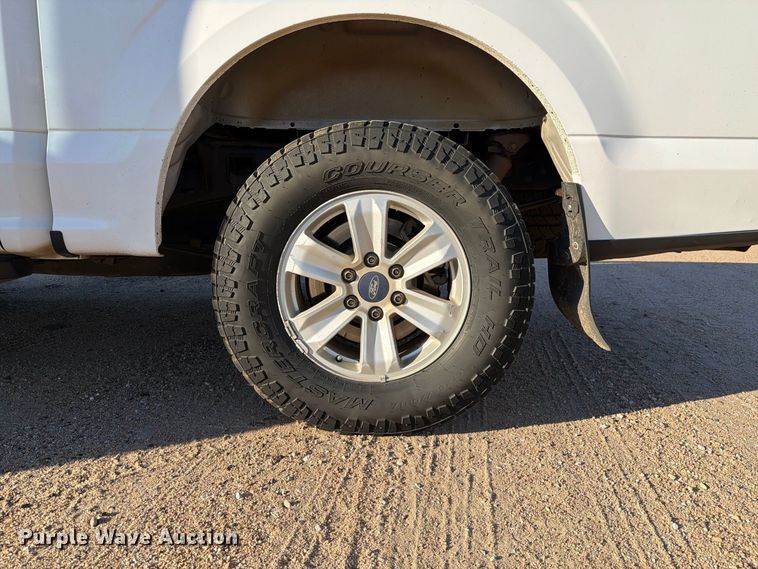 image for item FB8990 2016 Ford F150 Crew Cab pickup truck