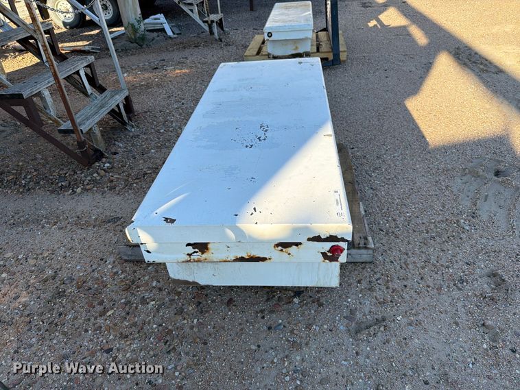 image for item FB8991 Automotive parts