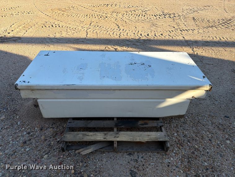 image for item FB8991 Automotive parts