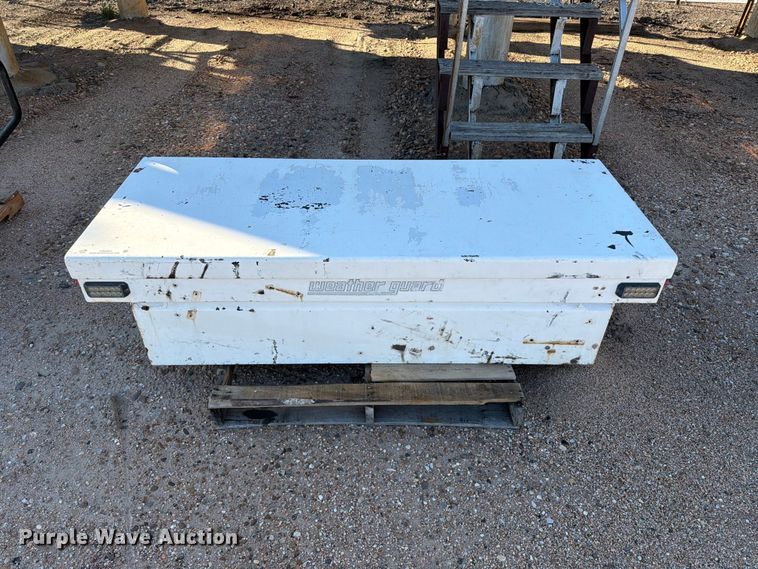 image for item FB8991 Automotive parts
