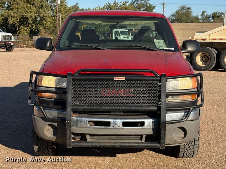 image for item FB8993 2005 GMC Sierra 3500 Ext. Cab pickup truck