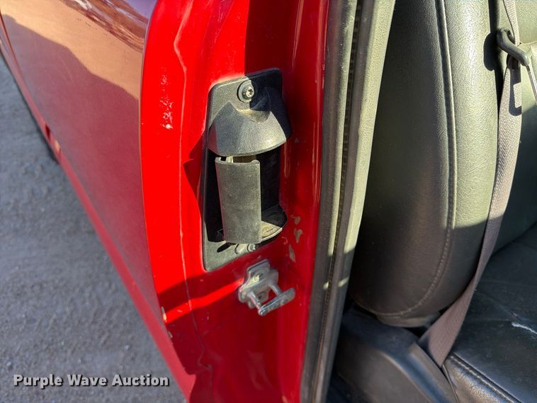 image for item FB8993 2005 GMC Sierra 3500 Ext. Cab pickup truck