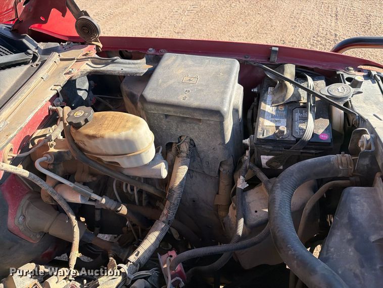 image for item FB8993 2005 GMC Sierra 3500 Ext. Cab pickup truck