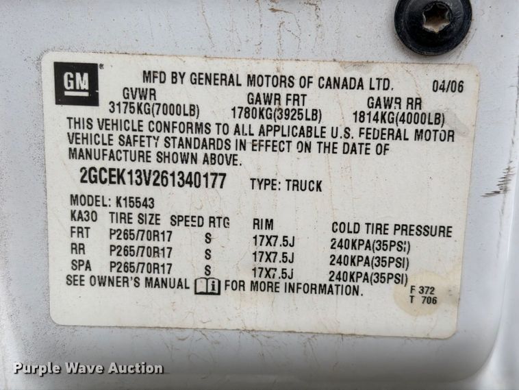 image for item FB8999 2006 Chevrolet Silverado 1500 Crew Cab pickup truck