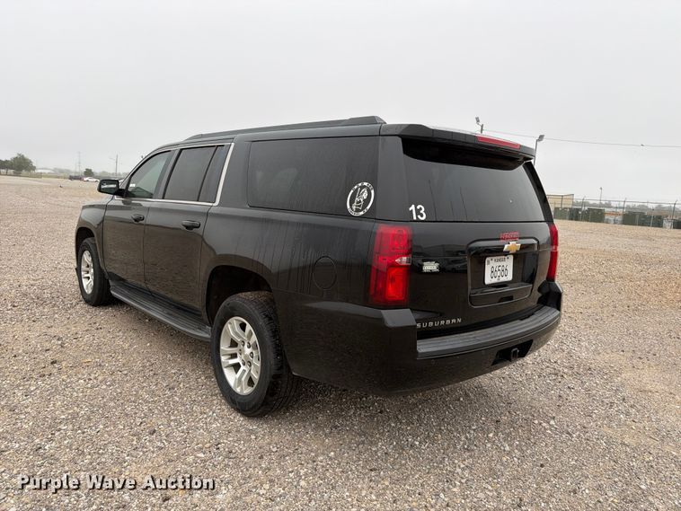 image for item FC0002 2016 Chevrolet Suburban SUV