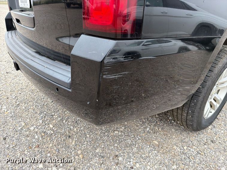 image for item FC0002 2016 Chevrolet Suburban SUV